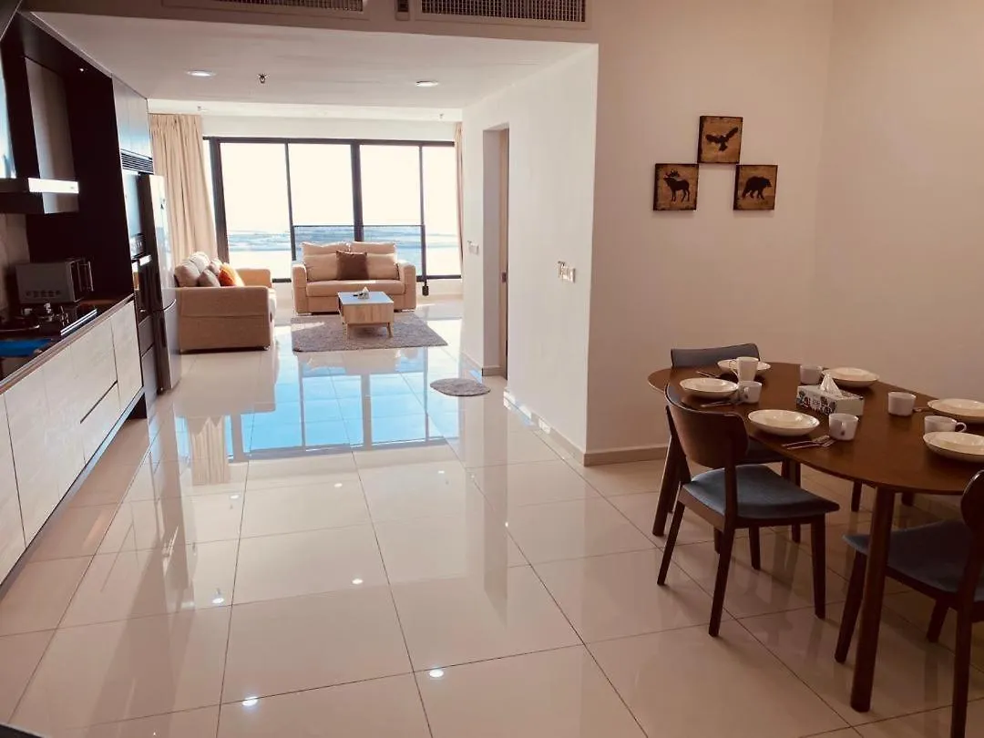 Sunrise Gurney Beautiful Sea Or City View Duplex 2Br Apartment George Town