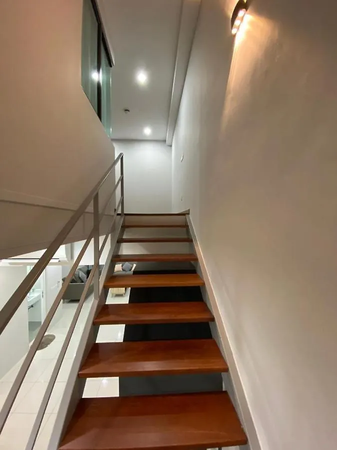 Sunrise Gurney Beautiful Sea Or City View Duplex 2Br Apartment George Town