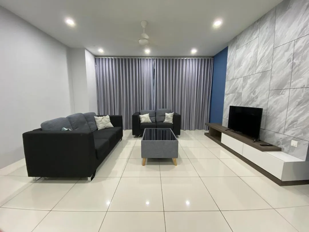 Sunrise Gurney Beautiful Sea Or City View Duplex 2Br Apartment George Town