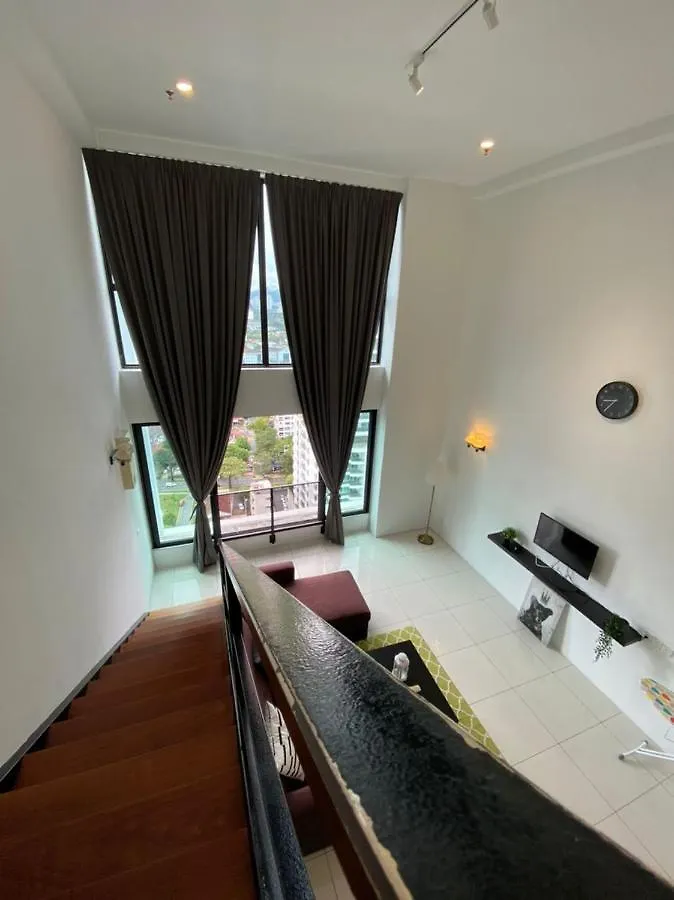 Sunrise Gurney Beautiful Sea Or City View Duplex 2Br Apartment George Town