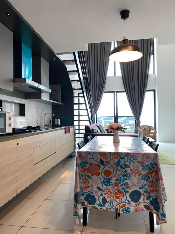 Sunrise Gurney Beautiful Sea Or City View Duplex 2Br Apartment George Town