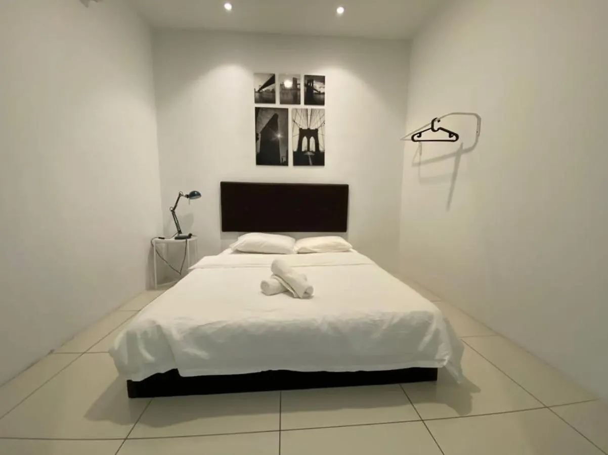 Sunrise Gurney Beautiful Sea Or City View Duplex 2Br Apartment George Town 0*,