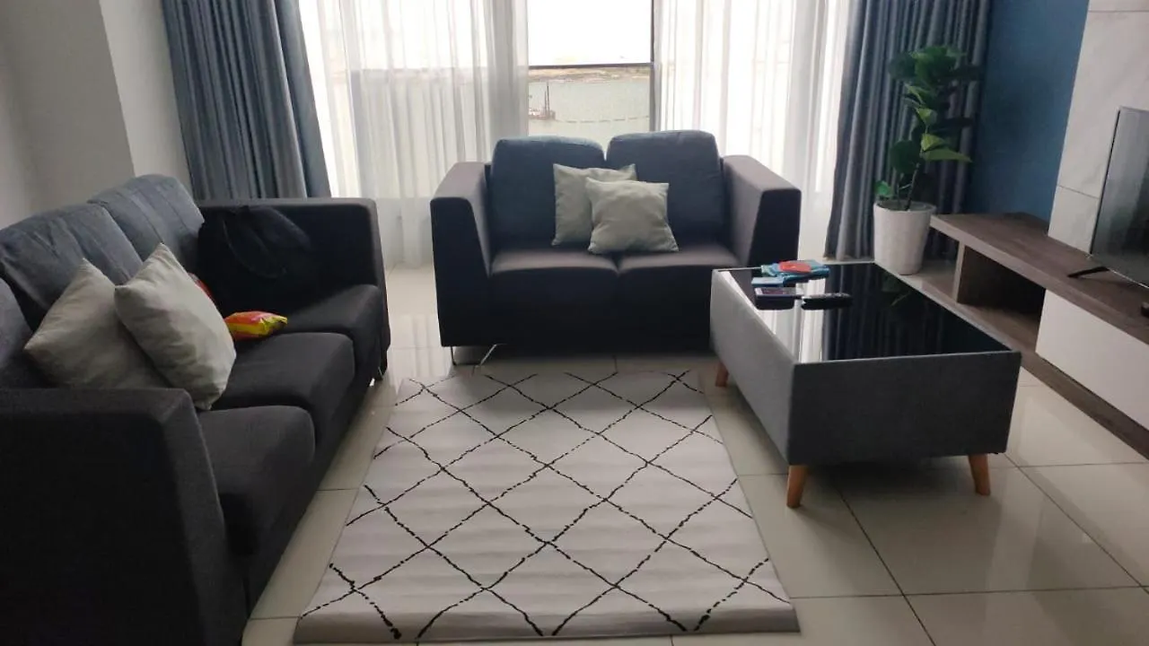 Sunrise Gurney Beautiful Sea Or City View Duplex 2Br Apartment George Town